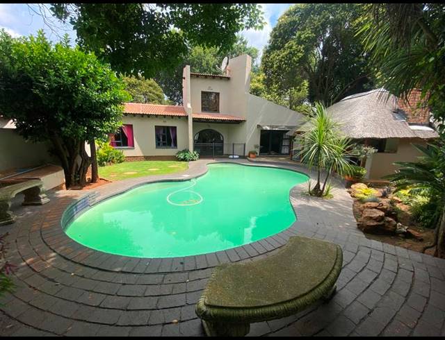 5 BEDROOM HOUSE FOR SALE IN BIRCH ACRES